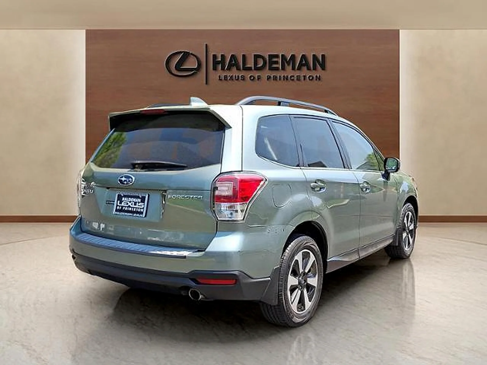 Used 2018 Jasmine Green Metallic Subaru 2.5i Limited image 6