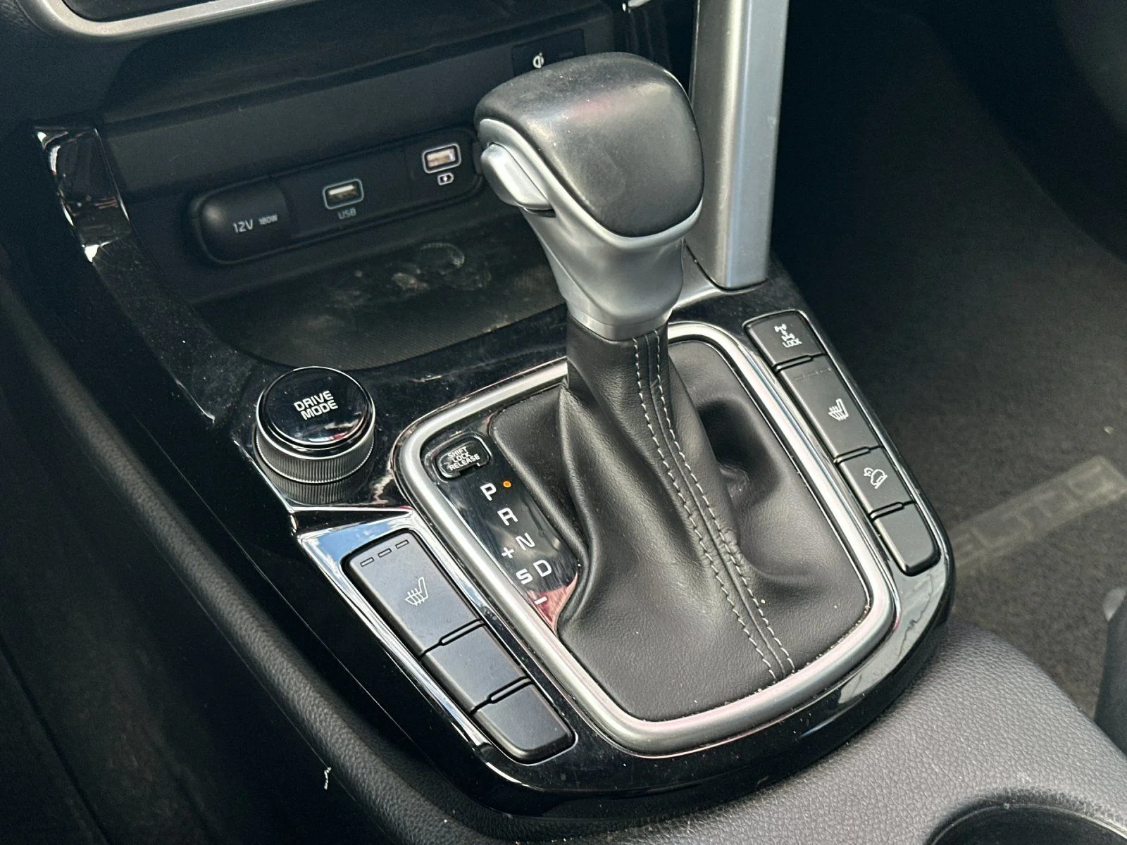 Used 2021 Snow White Pearl Kia SX image 21