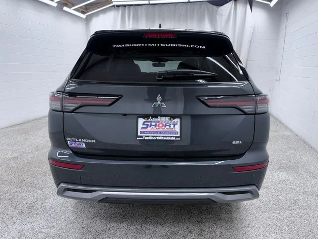 New 2026  Mitsubishi SEL image 3