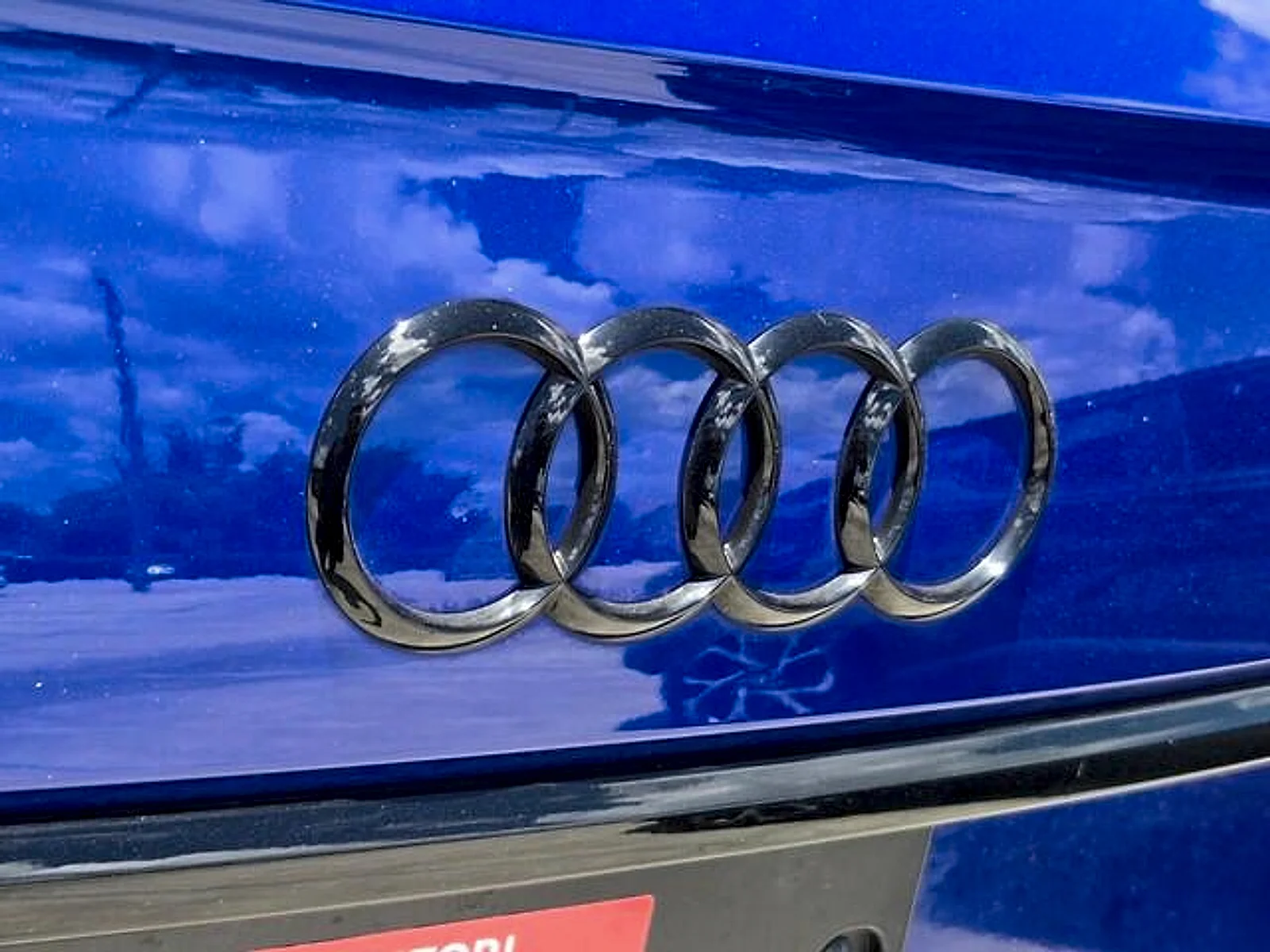 Used 2023 Ultra Blue Metallic Audi Premium Plus TFSI quattro Tiptronic image 9