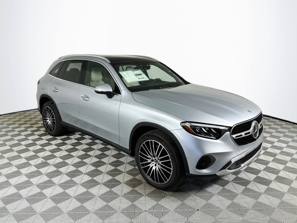 New 2027 Cirrus Silver Metallic Mercedes-Benz GLC 300 image 1