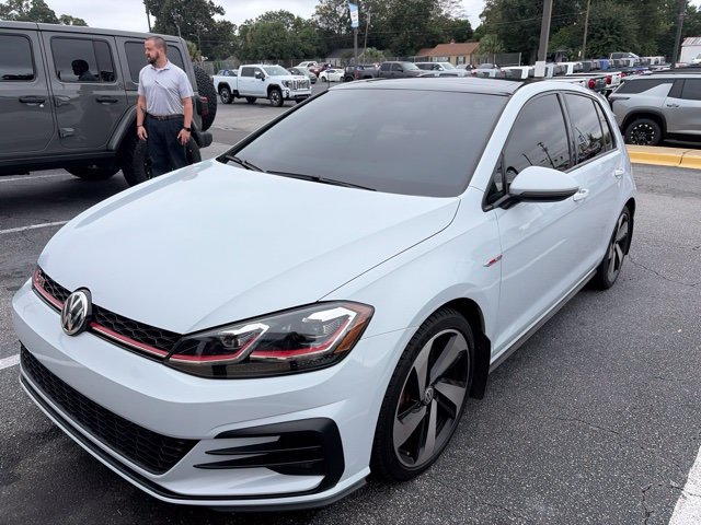 Used 2019 Gray Volkswagen 2.0T SE image 1