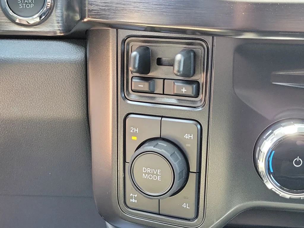 New 2026 Carbonized Gray Metallic Ford F-250® Lariat® image 28