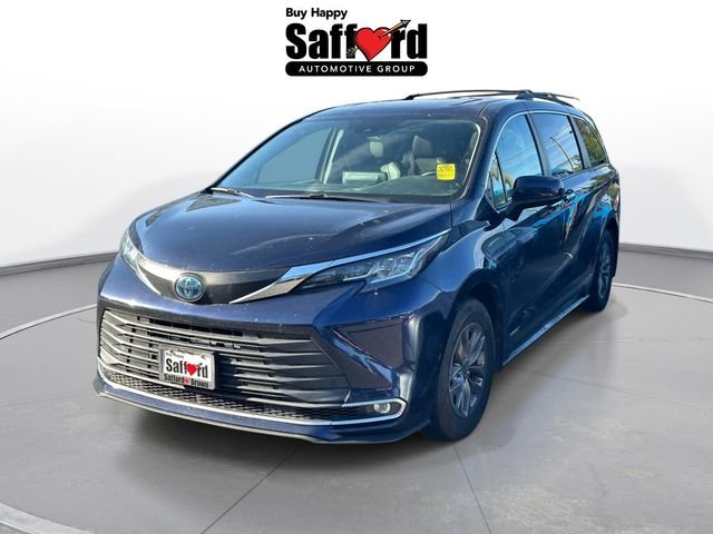 2021 Toyota Sienna XLE