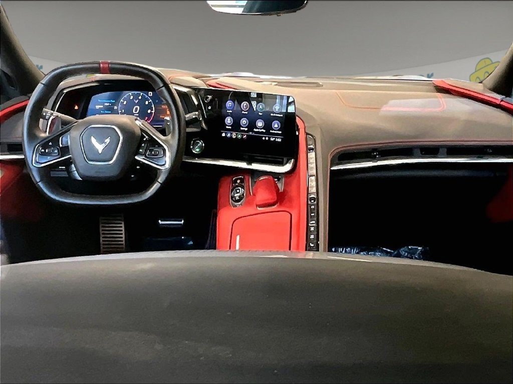 Used 2020 White Chevrolet Stingray image 19
