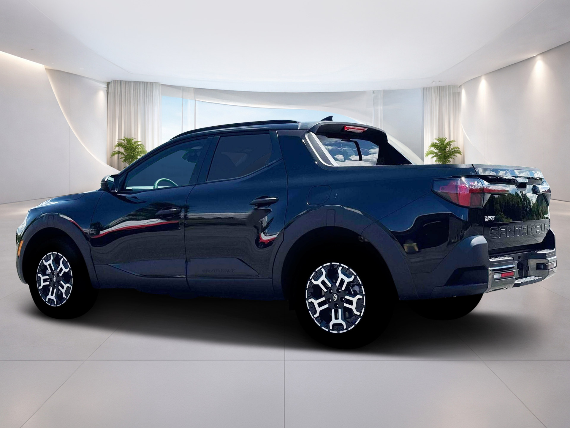 View vehicle photo 4