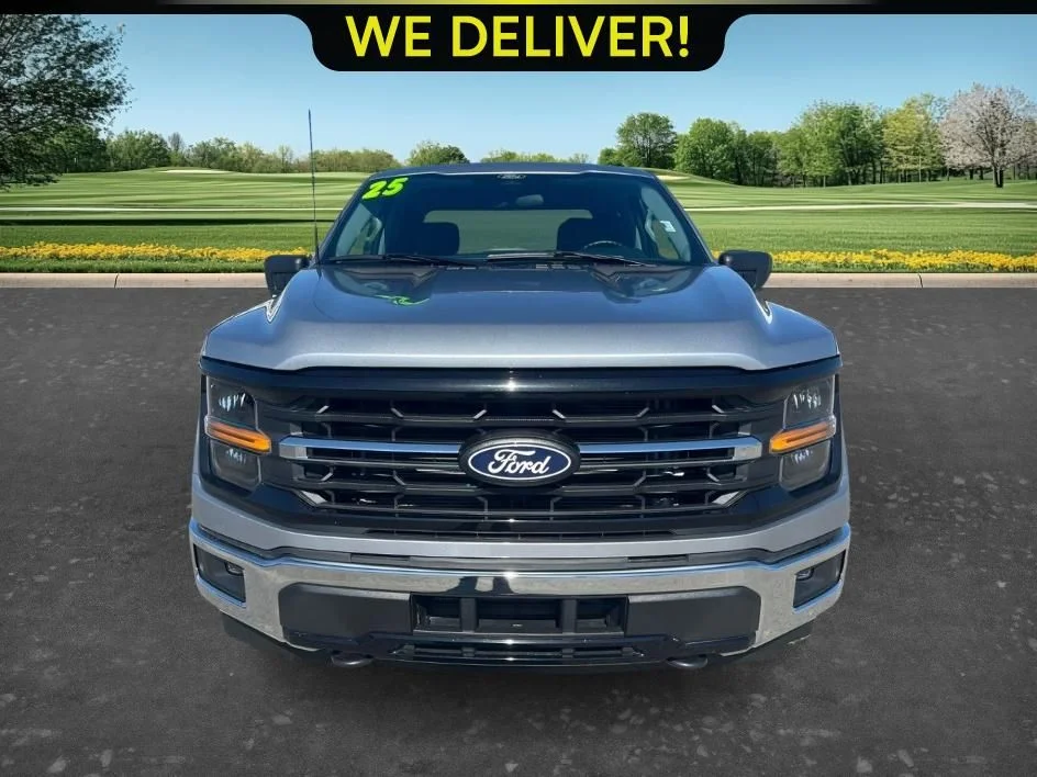 Used 2025 Silver Ford XLT image 2