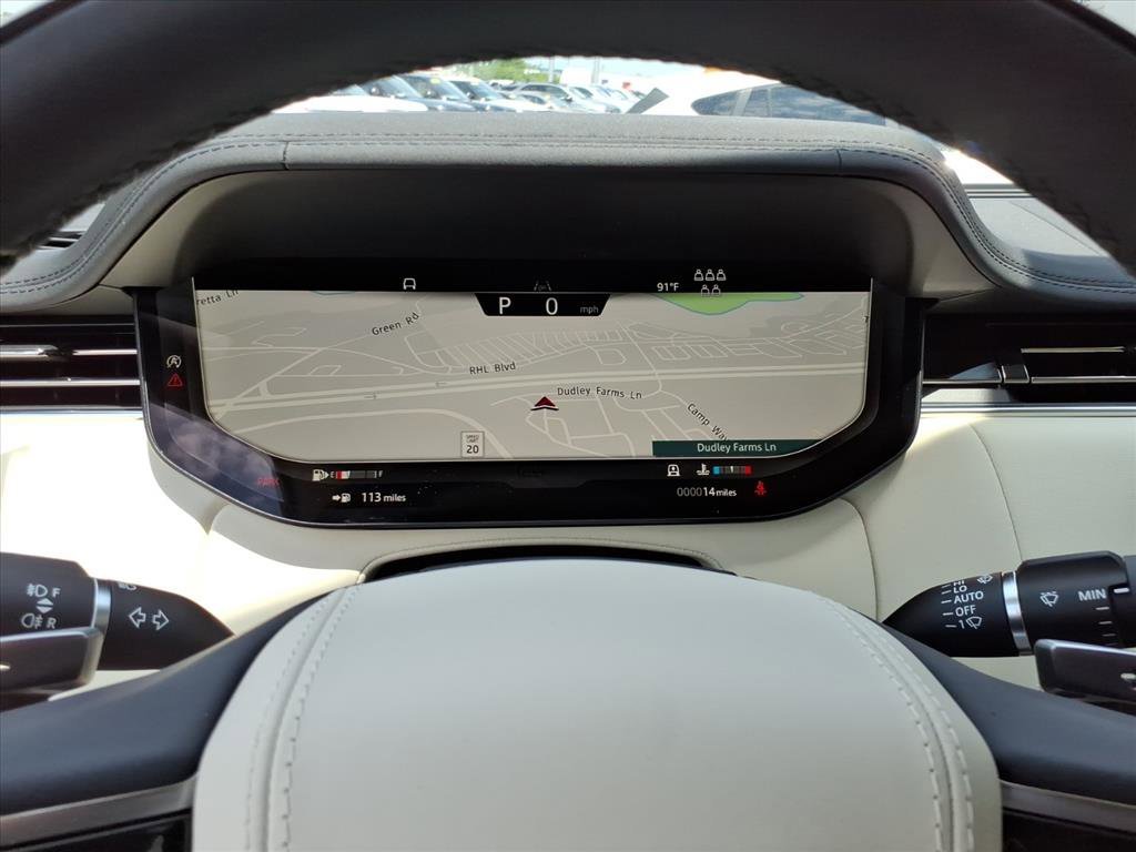 New 2026 Fuji White Land Rover SE image 18