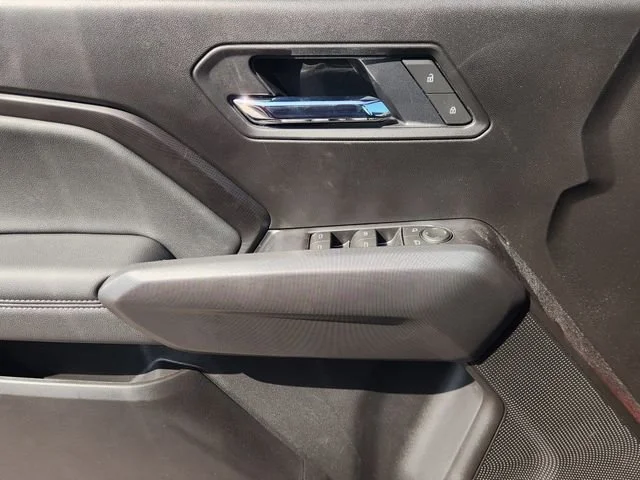 2026 Chevrolet Colorado LT - Photo 25