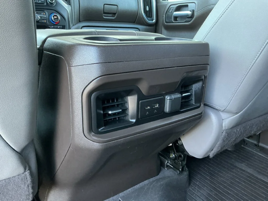 Used 2020 NORTHSKY BLUE METALLIC Chevrolet RST image 34