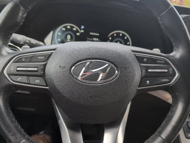 Used 2021 Black Hyundai Limited image 18