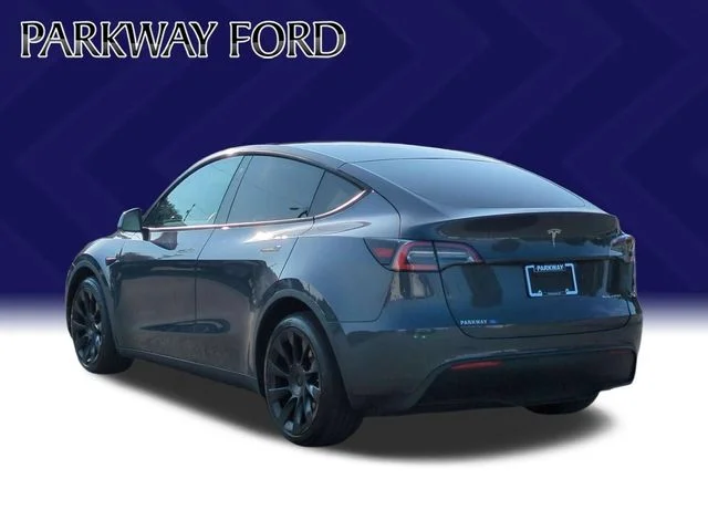 Used 2021 Gray Tesla Long Range image 3