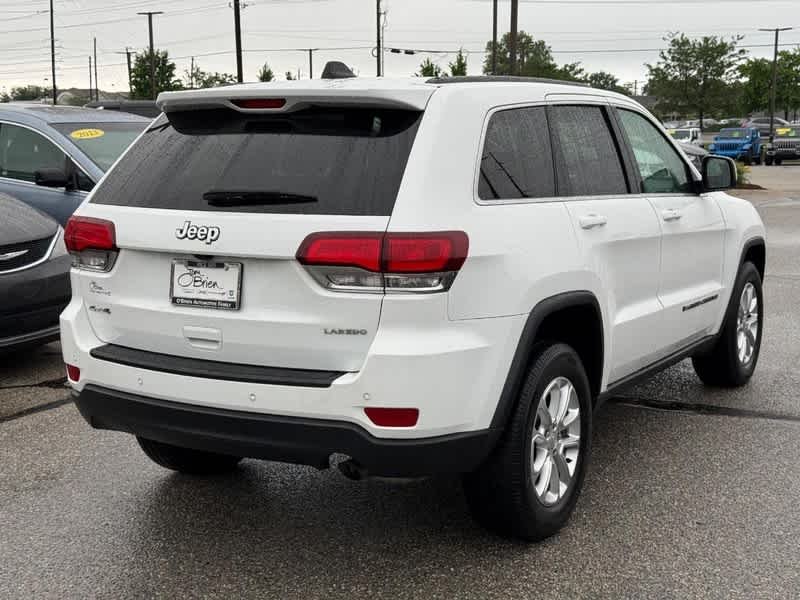 Used 2022 Bright White Clear Coat Jeep Laredo E image 3