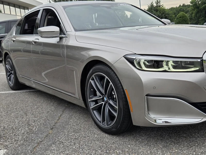Used 2022 Silver Metallic BMW 750I XDRIVE SEDAN image 24