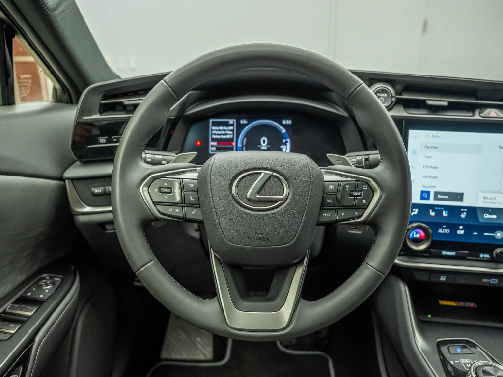 Certified Used 2024 IRIDIUM Lexus 300e Premium image 21