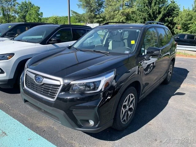 2021 Subaru Forester Premium's photo