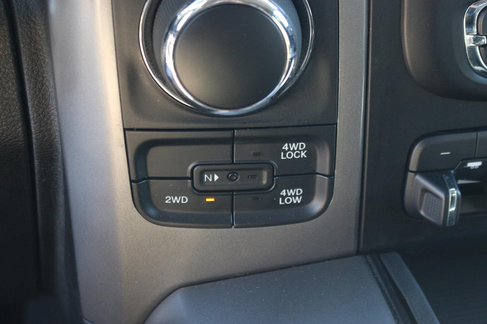 Used 2023 White Ram SLT image 27