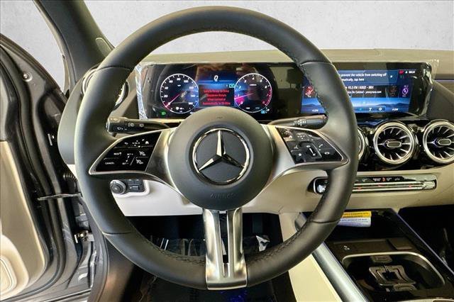 New 2026 Mountain Grey Metallic Mercedes-Benz GLA 250 image 40