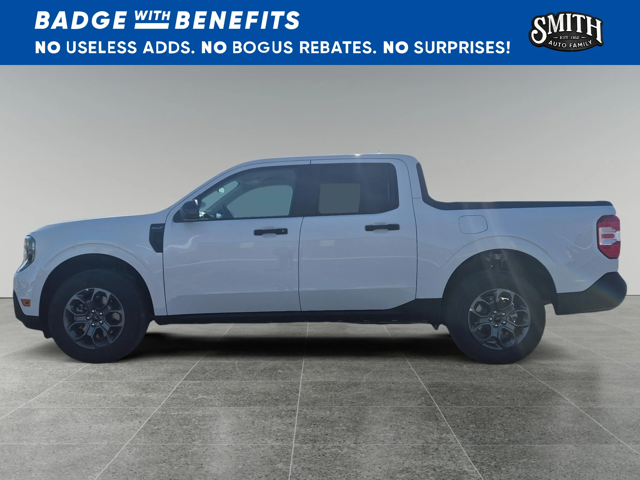 New 2026 Oxford White Ford XLT image 9