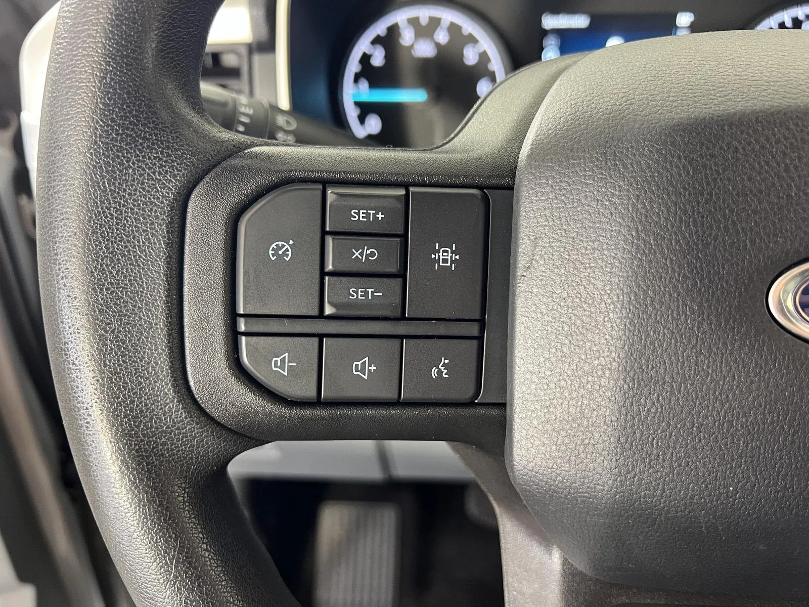 Used 2022 Gy Ford XL image 9