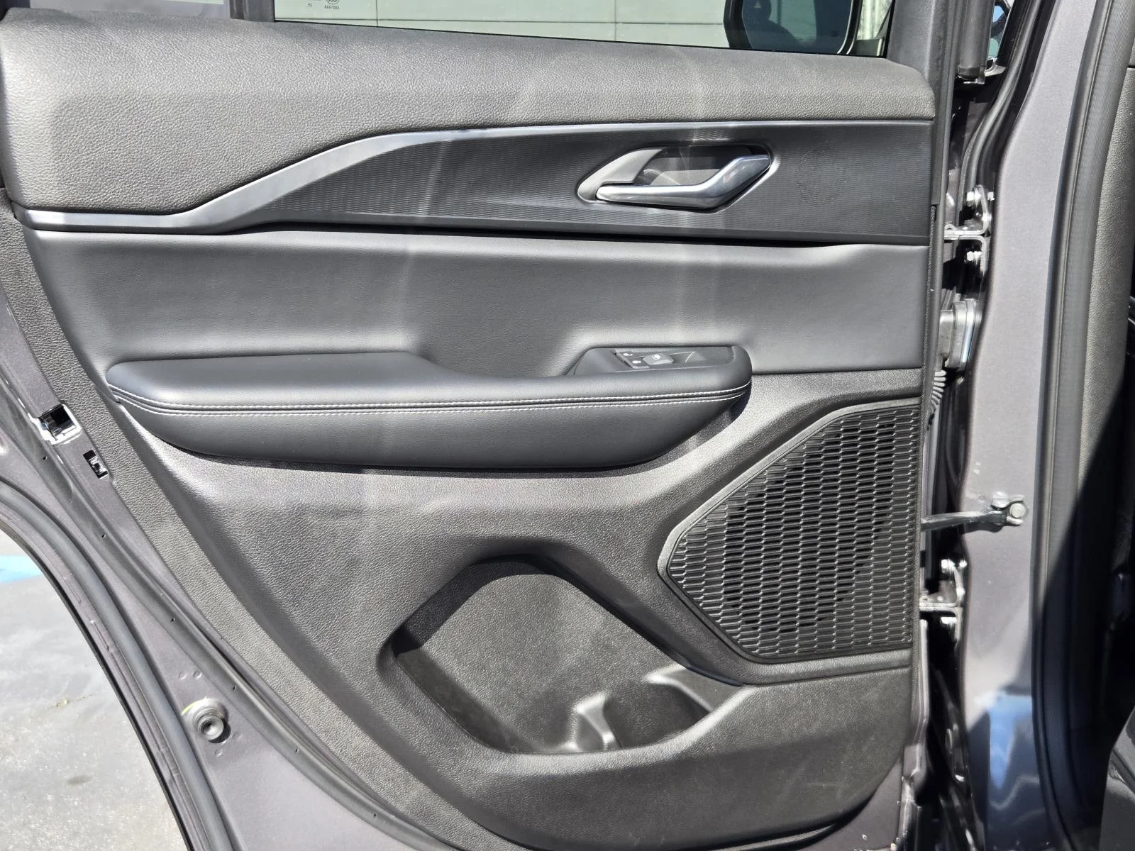 2025 Jeep Grand Cherokee Laredo - Photo 25