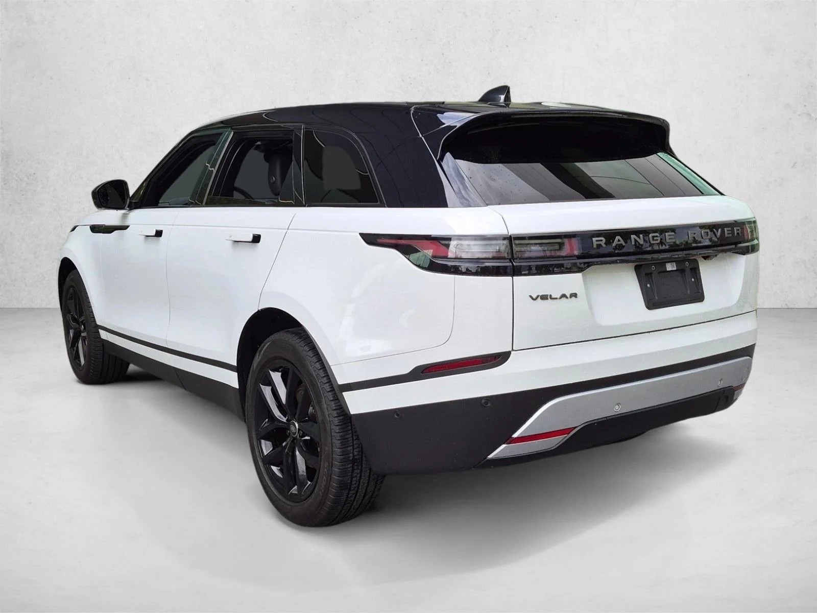 Used 2026 Fuji White Land Rover S image 7