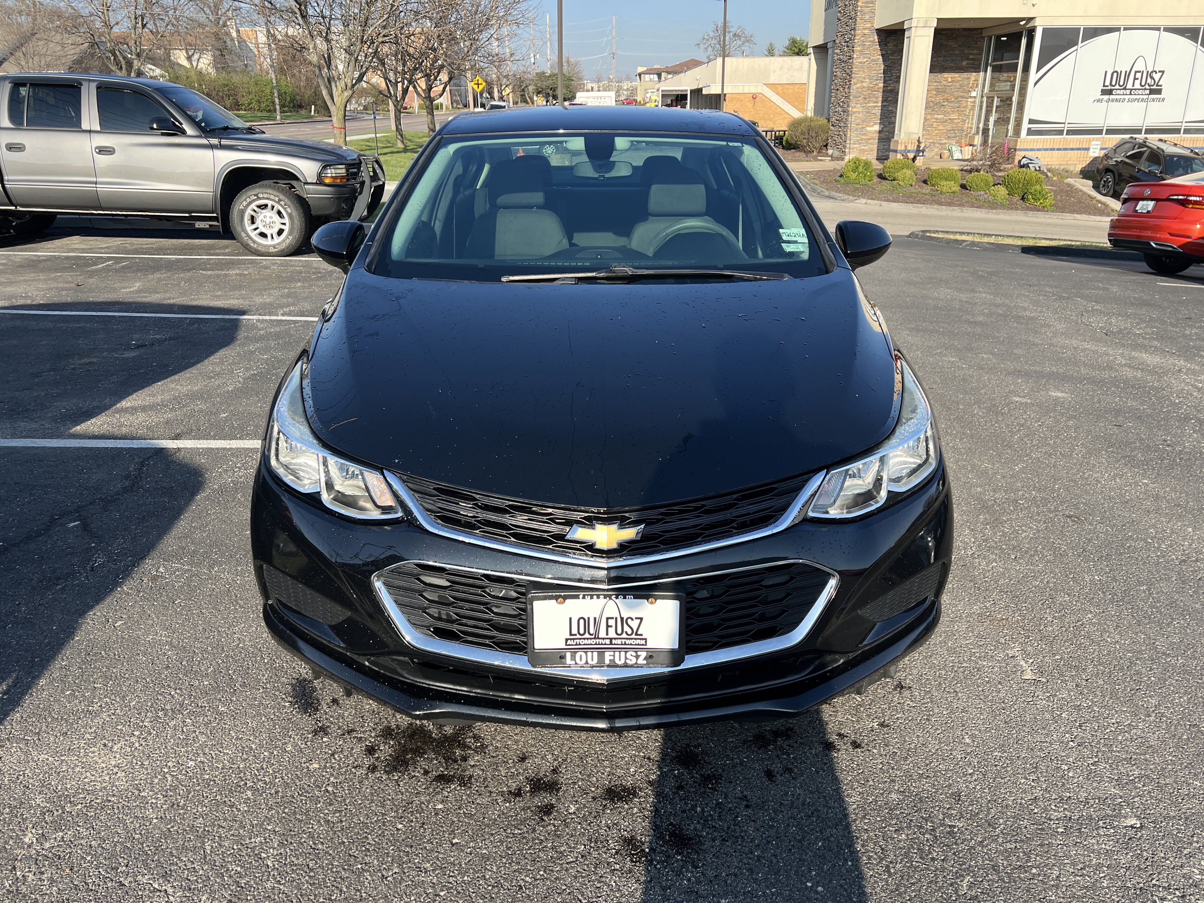 Used 2017 Chevrolet Cruze LS with VIN 1G1BC5SM3H7161192 for sale in Creve Coeur, MO