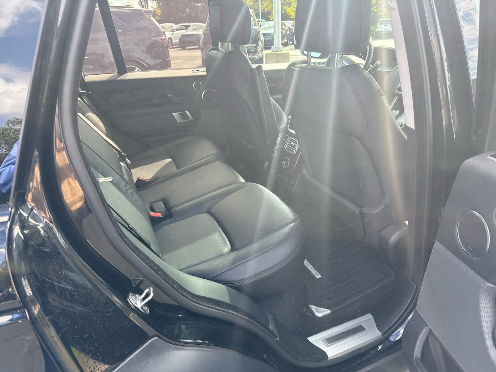 Used 2021 Santorini Black Metallic Land Rover Westminster image 9