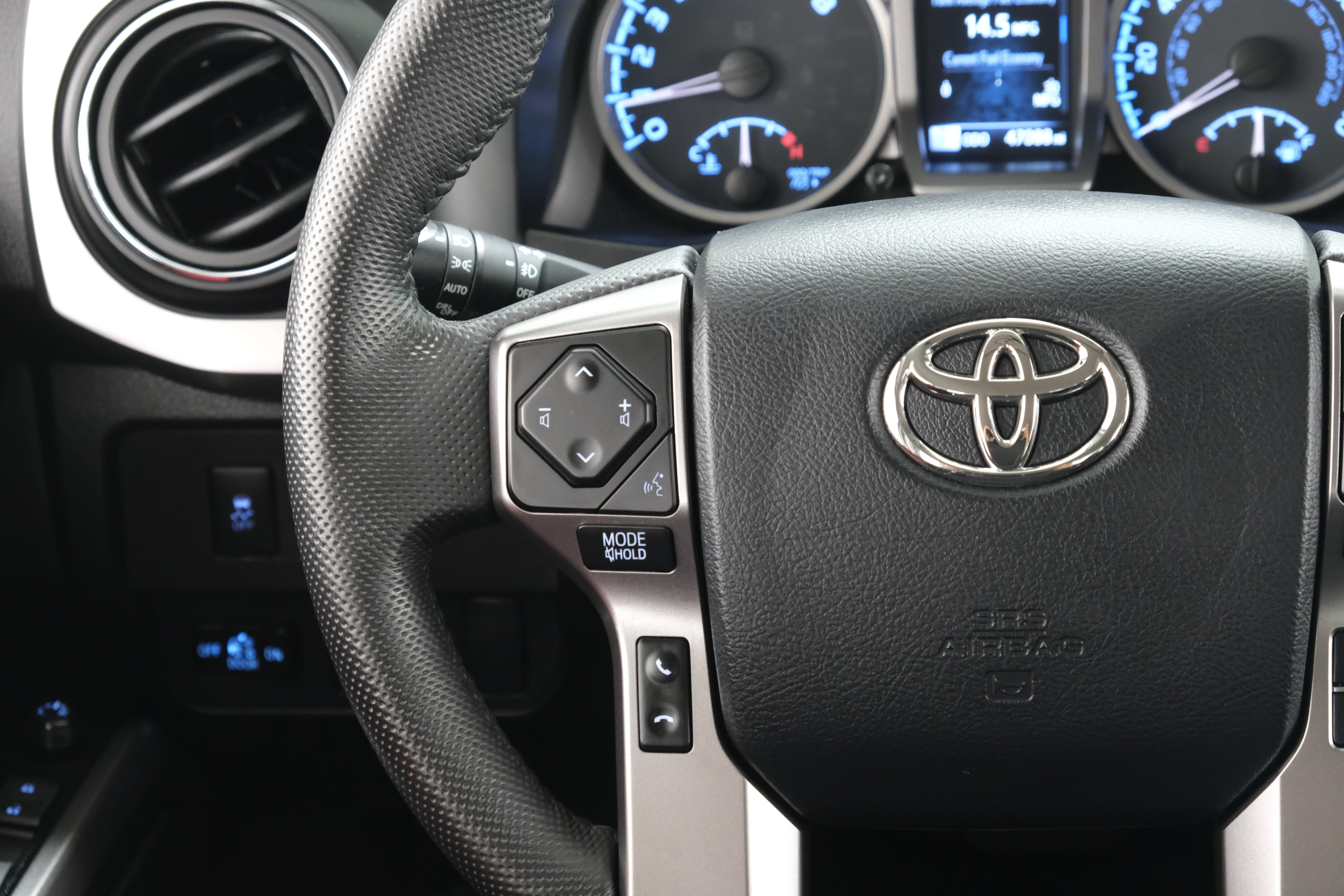 2023 Toyota Tacoma SR5 - Photo 14