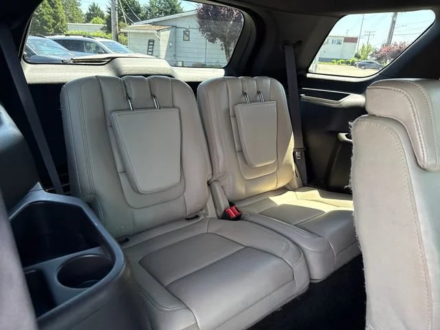 Used 2013 Ruby Red Metallic Ford XLT image 12