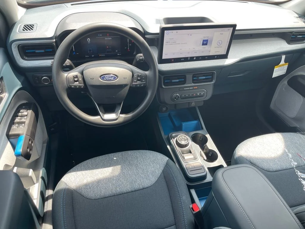 New 2026 Shadow Black Ford XLT image 3