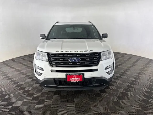 Used 2017 Ford Explorer XLT with VIN 1FM5K8DH0HGD81605 for sale in Columbia, MO