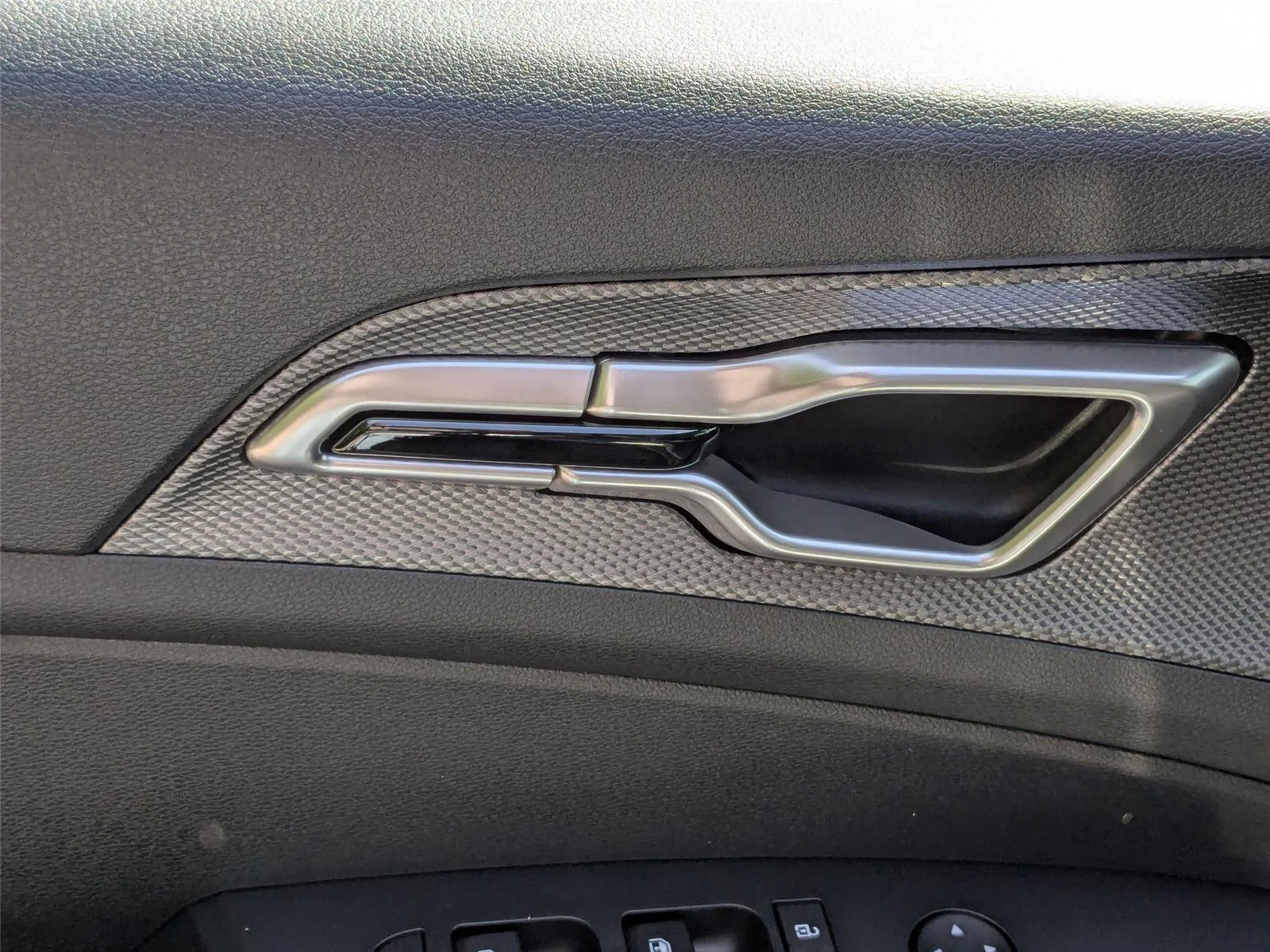 2025 Kia Sportage LX Hybrid - Photo 12