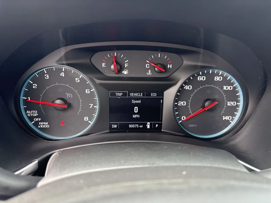 Used 2018 Cajun Red Tintcoat Chevrolet LT image 17