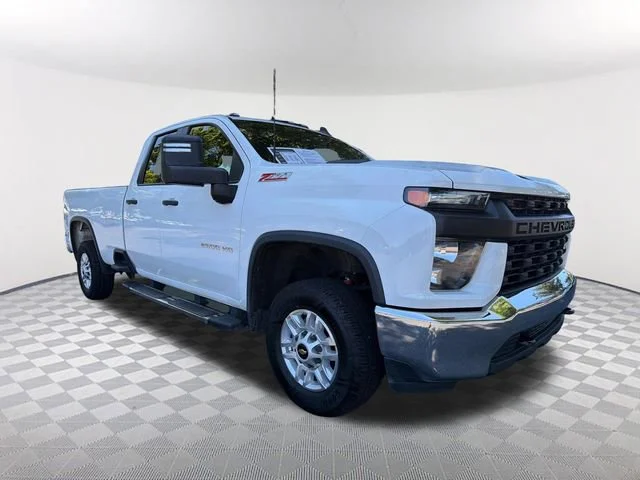 Used 2022 Summit White Chevrolet WT image 3