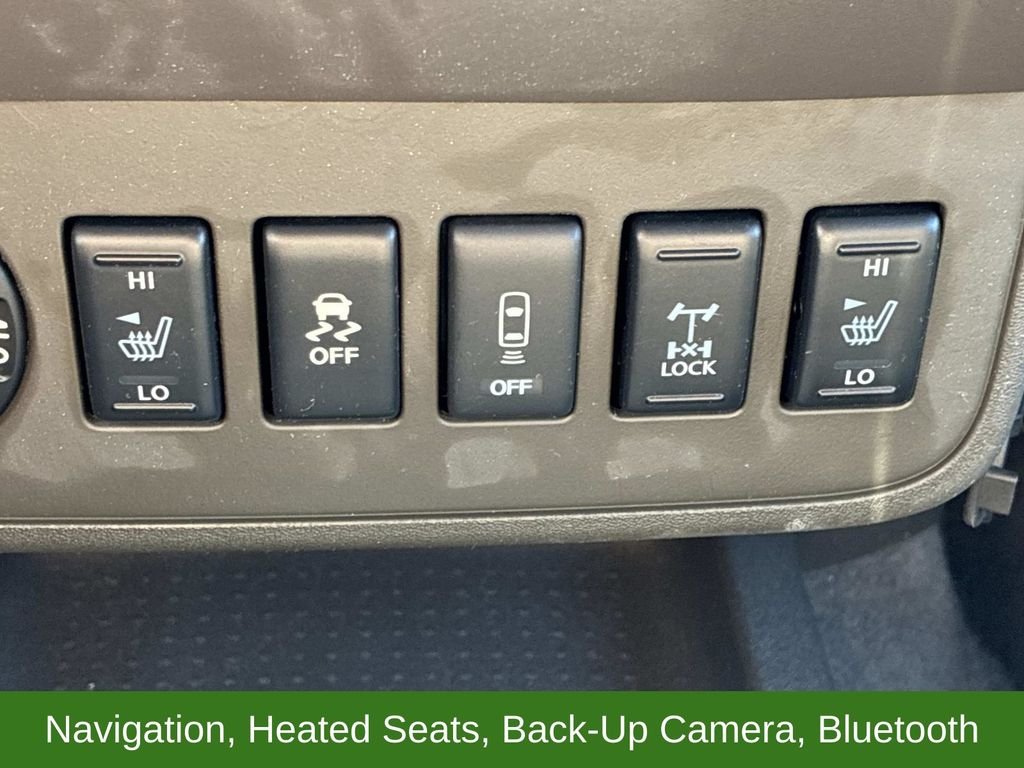 Used 2019 Silver Nissan PRO-4X image 30
