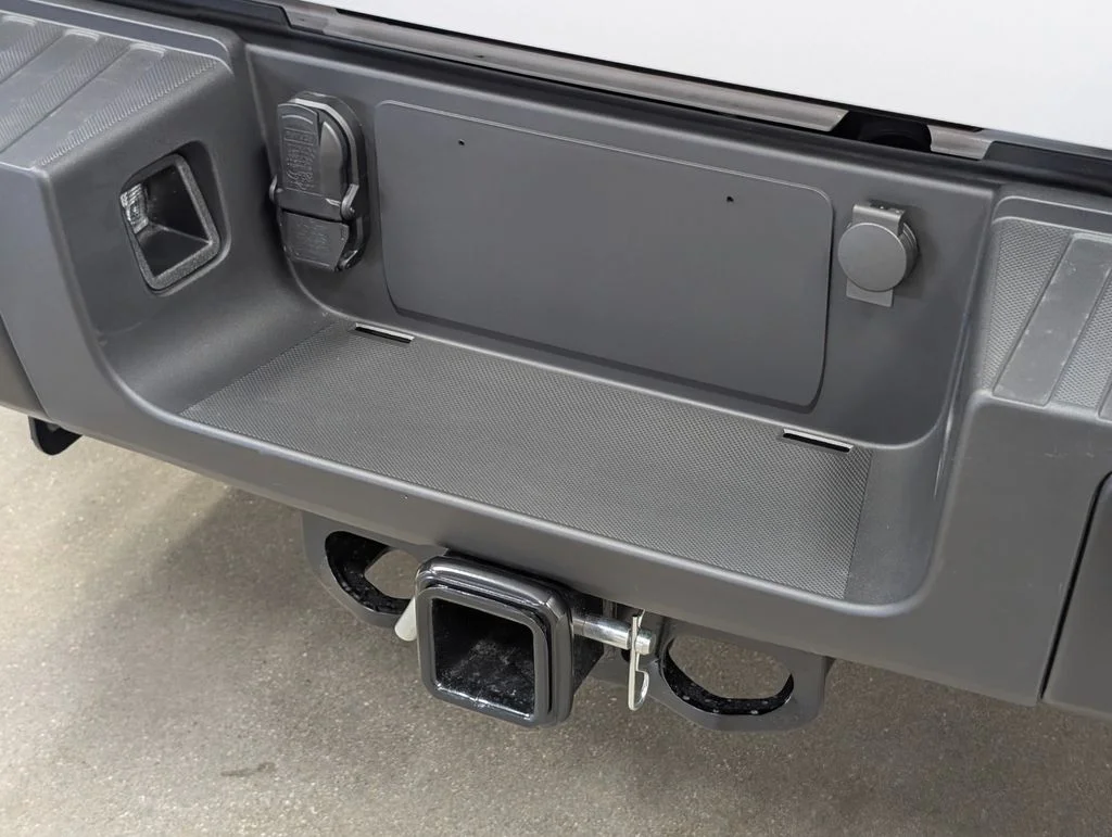 New 2026 Oxford White Ford F-450® XL image 26