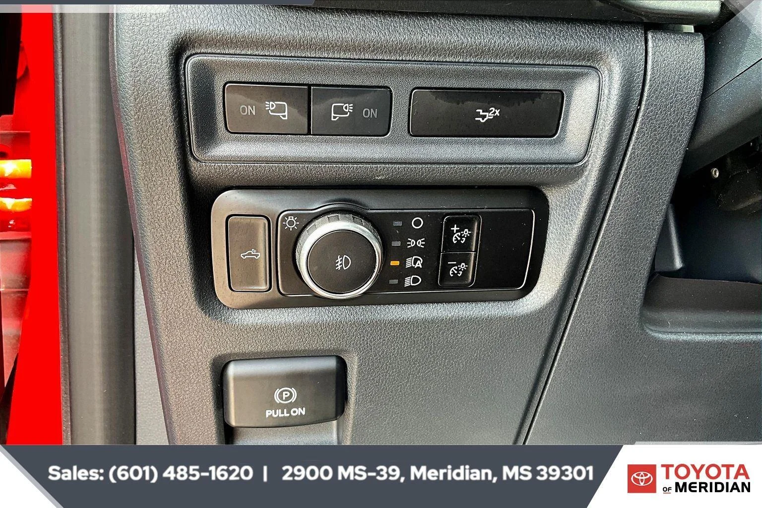 Used 2023 Race Red Ford XLT image 22