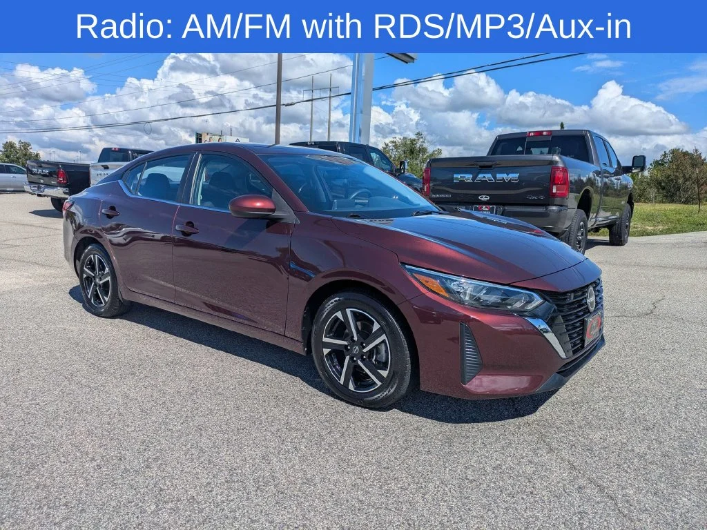 Used 2025  Nissan SV image 2