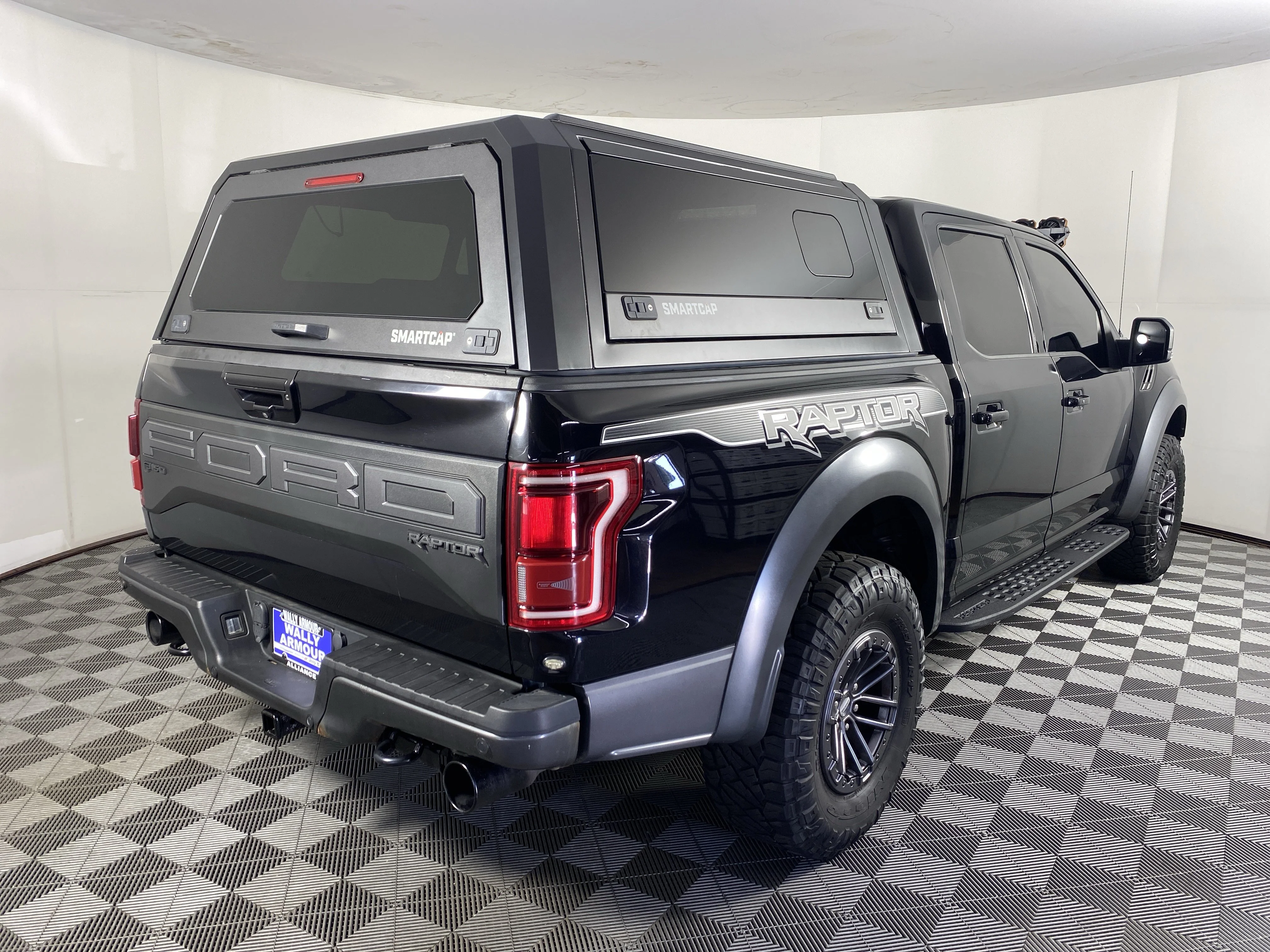 Used 2019 Black Metallic Ford Raptor image 8