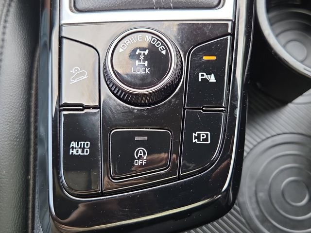 Certified Used 2024 White Kia X-Line image 12