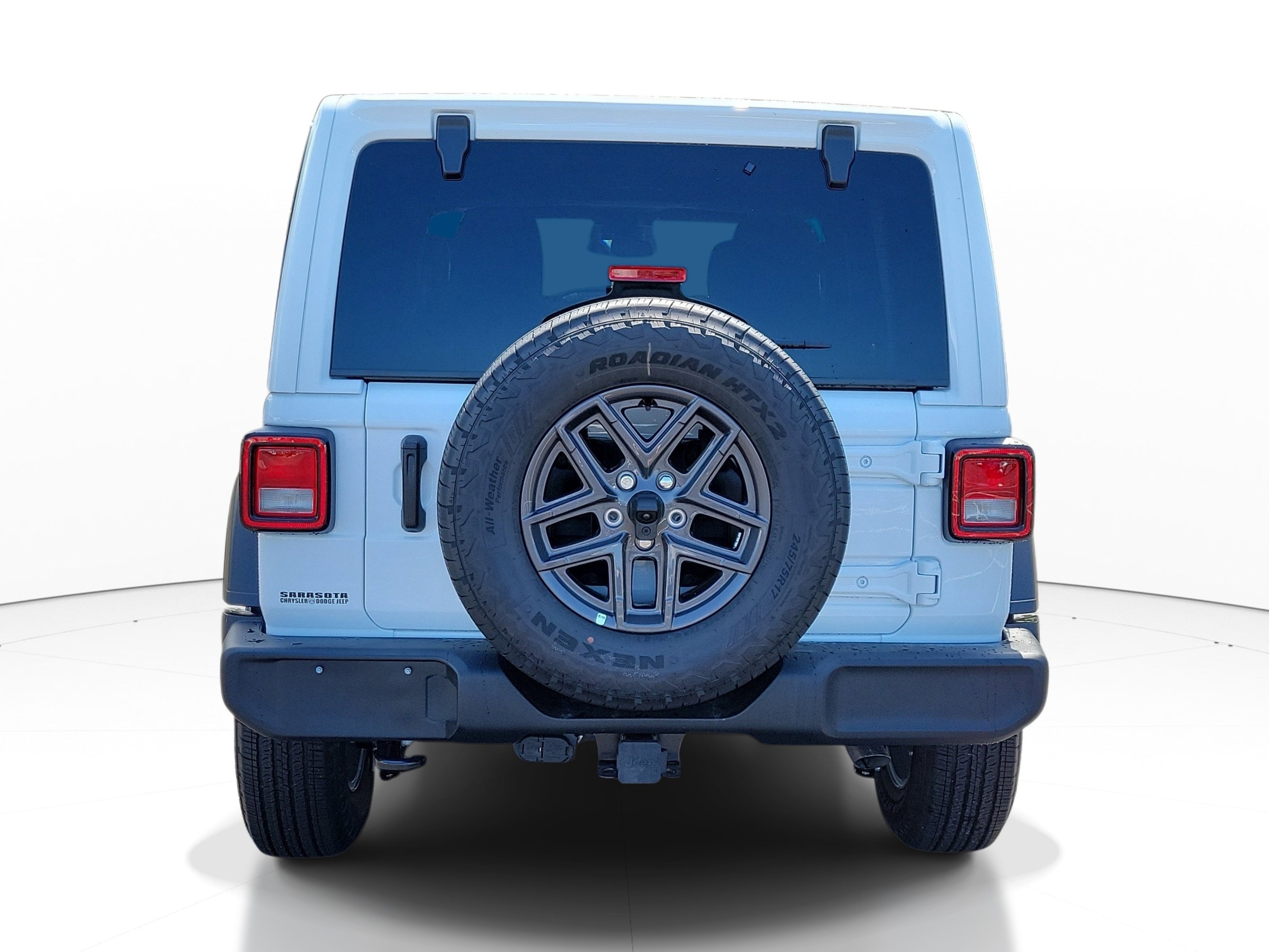 New 2026 Bright White Clear-Coat Exterior Paint Jeep Sport S image 5