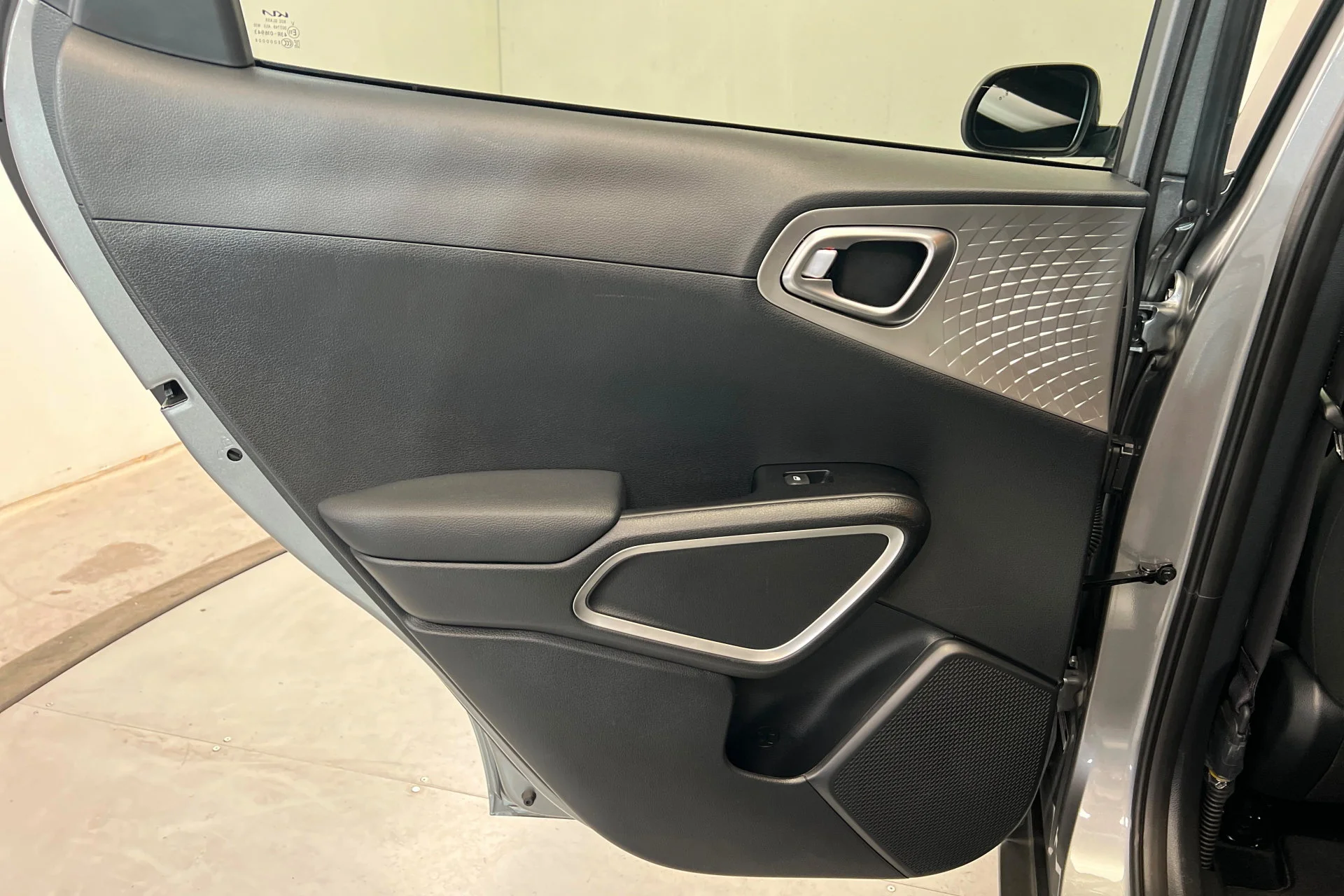 Used 2024 Steel Gray Kia S image 18