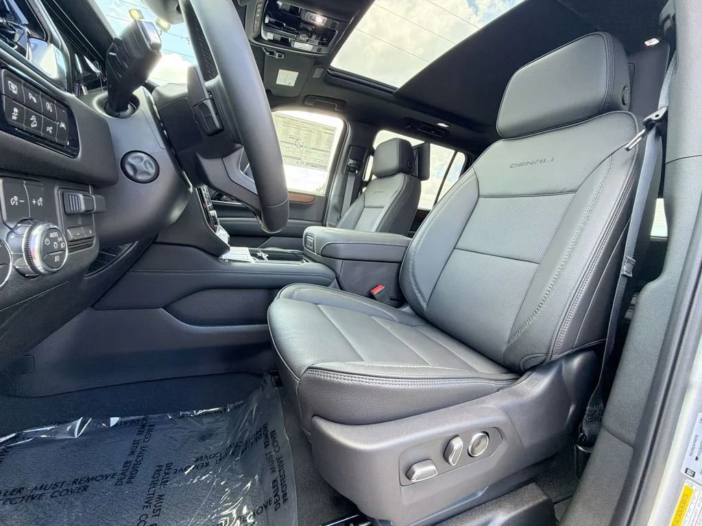2026 GMC Yukon XL Denali - Photo 24