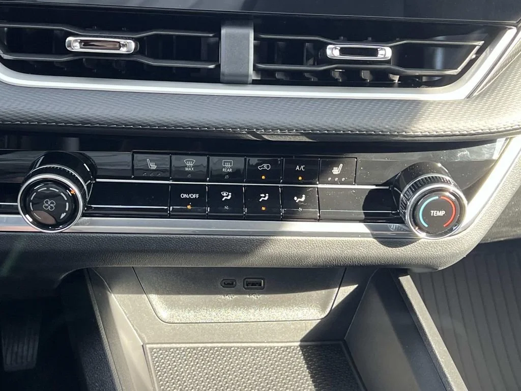 2026 Chevrolet Equinox LT - Photo 16
