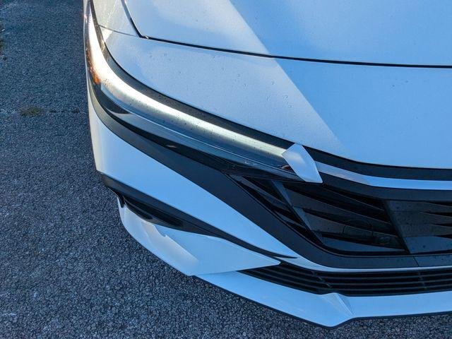 New 2026 White Hyundai SEL Sport image 9