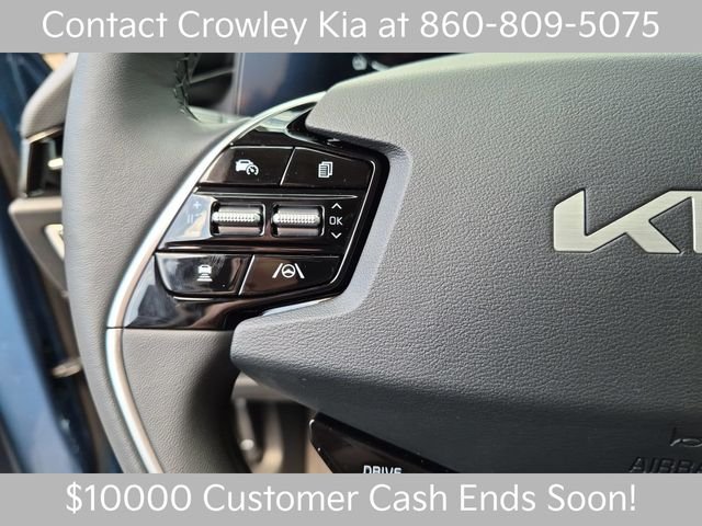 New 2026 Mineral Blue Kia WIND image 13