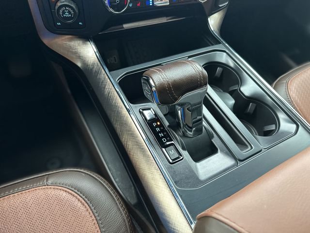 Used 2025  Ford King Ranch image 21