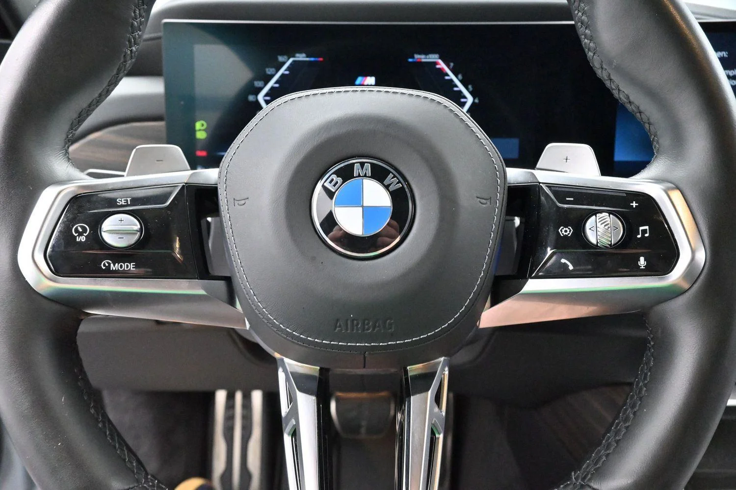 Used 2024 Brooklyn Grey Metallic BMW 740i xDrive image 17