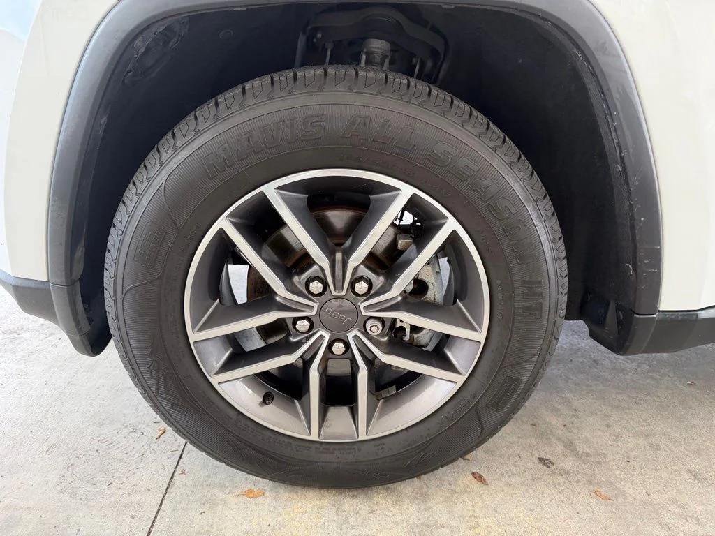 Used 2020 White Jeep Limited image 18